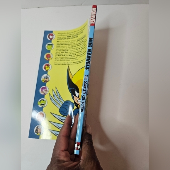 Mini Marvel The Complete Collection - Picture 4 of 8